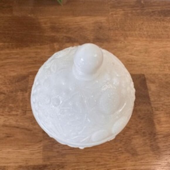 Avon Milk Glass Lidded Candy Dish Pedestal Jar Embossed Fruit Floral Vintage - Picture 3 of 7